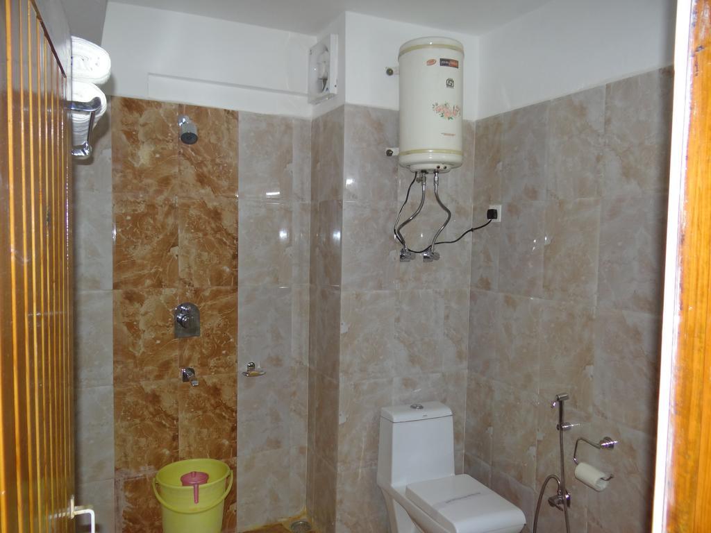 Hotel Natraj Manali Dharamshala Zimmer foto