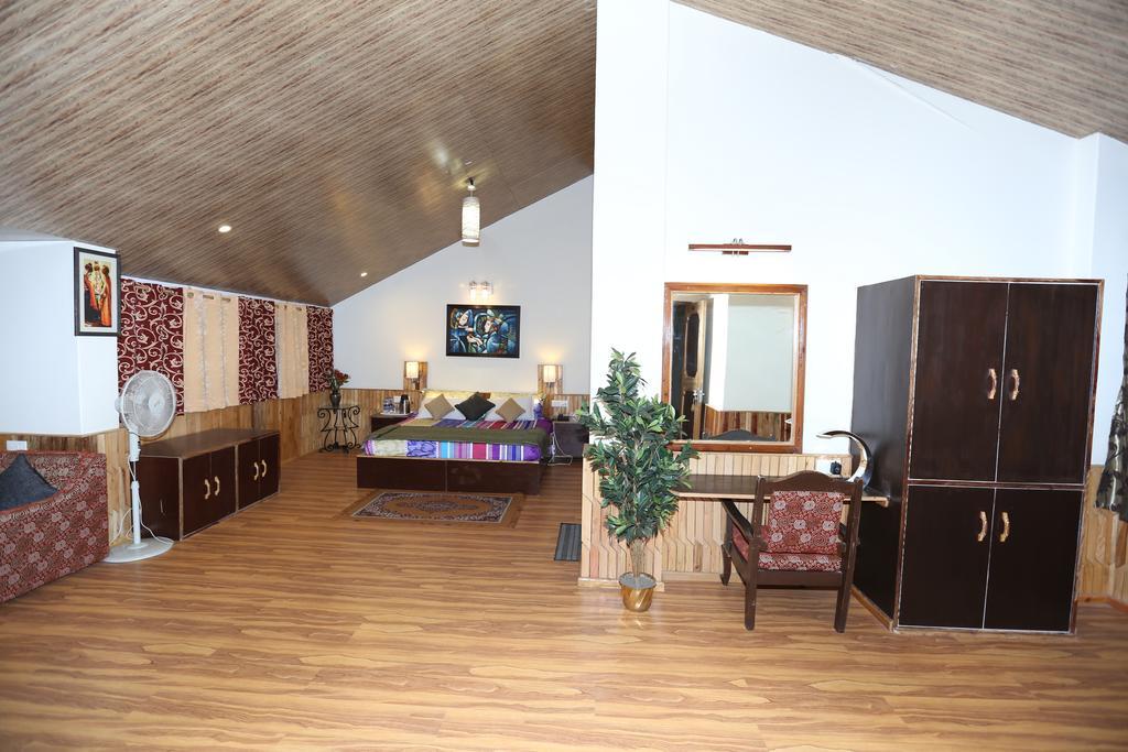 Hotel Natraj Manali Dharamshala Zimmer foto