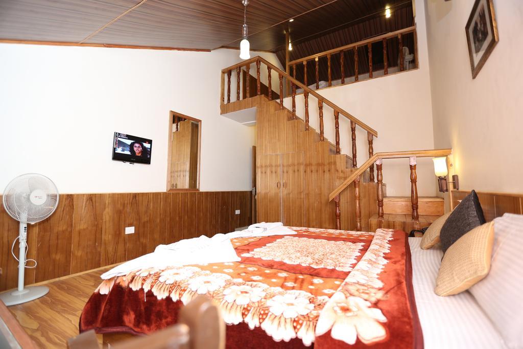 Hotel Natraj Manali Dharamshala Zimmer foto