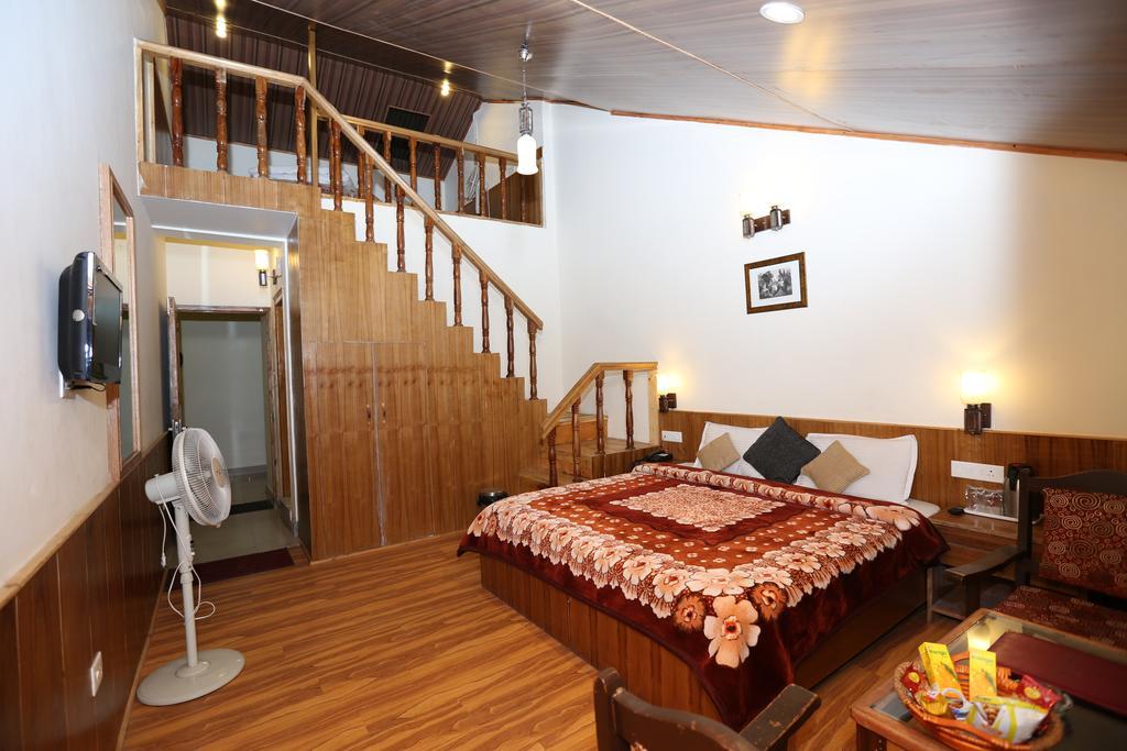 Hotel Natraj Manali Dharamshala Zimmer foto