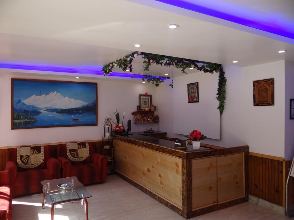 Hotel Natraj Manali Dharamshala Exterior foto